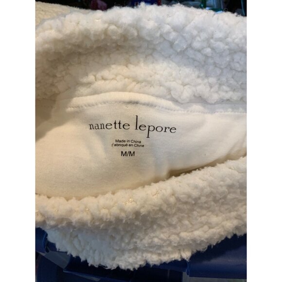 Nanette LePore White Sherpa Fleece Fuzzy Sweatshirt, Size Medium - Picture 5 of 5
